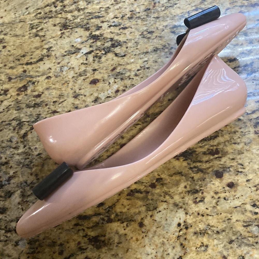 Kate Spade Jelly/ Rubber Flats Shoes Size 9 - Picture 9 of 10